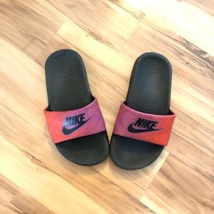 KIDS NIKE SLIDES